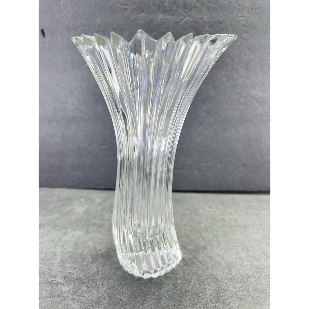 Mikasa Diamond Fire Crystal Curved Vase Sawtooth Starburst Rim 8.5"